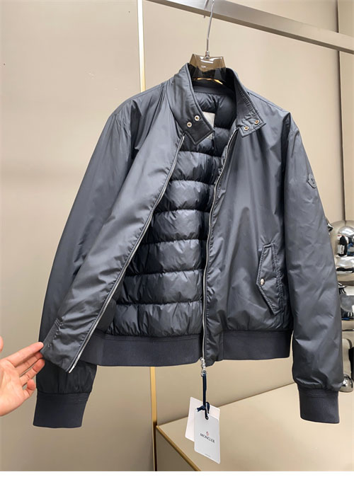 Moncler 몽클레어 라라몬 Laramon 숏 다운 자켓 레플리카 18번 이미지 - 의류 | 세미샵 레플리카 사이트