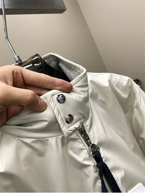 Moncler 몽클레어 라라몬 Laramon 숏 다운 자켓 레플리카 23번 이미지 - 의류 | 세미샵 레플리카 사이트