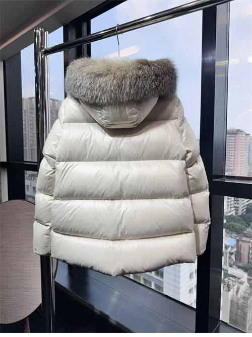 Moncler 몽클레어 라이체 Laiche 여성 숏 패딩 레플리카 7번 이미지 - 의류 | 세미샵 레플리카 사이트