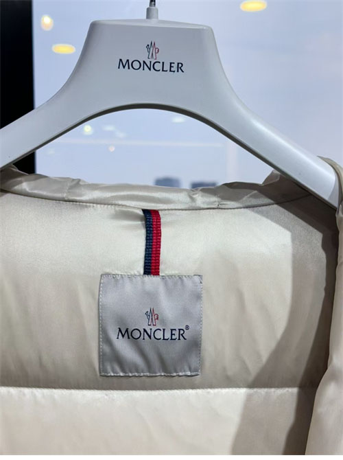 Moncler 몽클레어 라이체 Laiche 여성 숏 패딩 레플리카 10번 이미지 - 의류 | 세미샵 레플리카 사이트