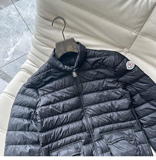 Moncler 몽클레어 란스 Lans 여성 숏 경량 패딩 3컬러 레플리카 23번 이미지 - 의류 | 세미샵 레플리카 사이트
