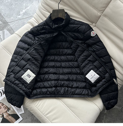 Moncler 몽클레어 란스 Lans 여성 숏 경량 패딩 3컬러 레플리카 25번 이미지 - 의류 | 세미샵 레플리카 사이트
