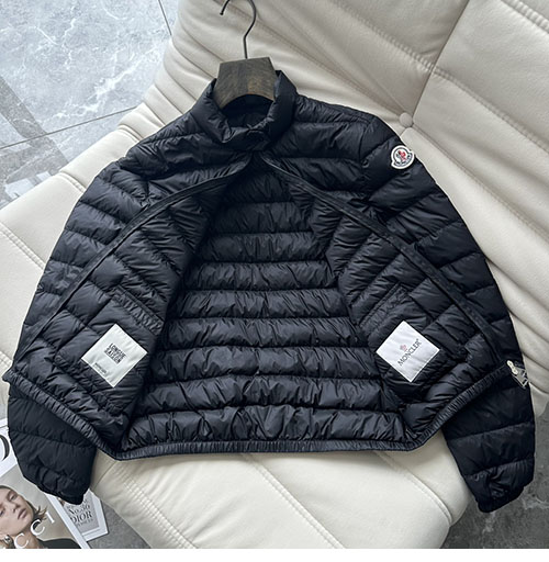 Moncler 몽클레어 란스 Lans 여성 숏 경량 패딩 3컬러 레플리카 26번 이미지 - 의류 | 세미샵 레플리카 사이트