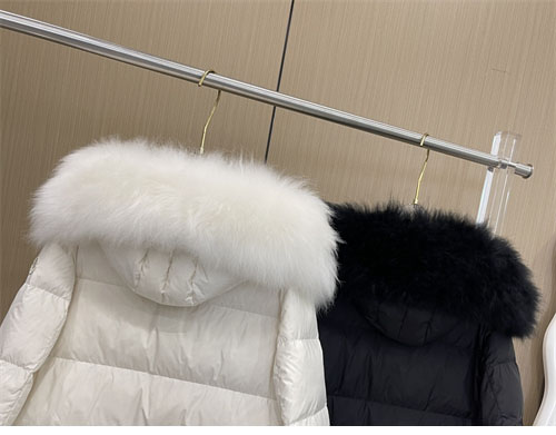 Moncler 몽클레어 로쿠스텔 Locustelle 폭스퍼 패딩 다운 자켓 레플리카 9번 이미지 - 의류 | 세미샵 레플리카 사이트