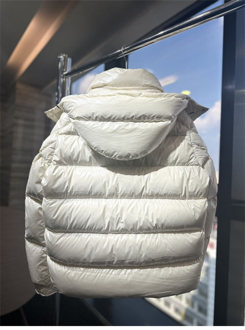 Moncler 몽클레어 마야 Maya 70 숏 다운 패딩 자켓 레플리카 7번 이미지 - 의류 | 세미샵 레플리카 사이트