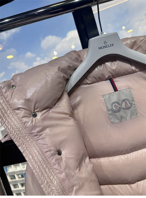 Moncler 몽클레어 마야 Maya 70 숏 다운 패딩 자켓 레플리카 8번 이미지 - 의류 | 세미샵 레플리카 사이트