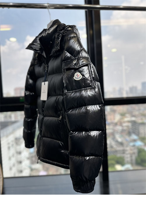 Moncler 몽클레어 마야 Maya 숏 다운 패딩 자켓 레플리카 4번 이미지 - 의류 | 세미샵 레플리카 사이트