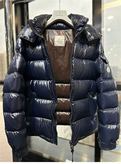 Moncler 몽클레어 마야 Maya 숏 다운 패딩 자켓 레플리카 16번 이미지 - 의류 | 세미샵 레플리카 사이트