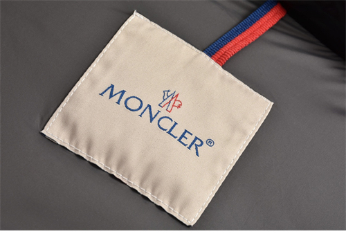 Moncler 몽클레어 마야 Maya 숏 다운 패딩 자켓 레플리카 15번 이미지 - 의류 | 세미샵 레플리카 사이트