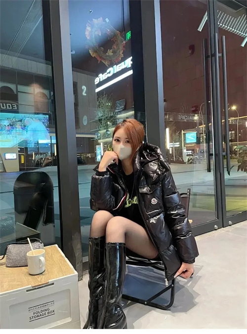 Moncler 몽클레어 몽벨리아르 Montbeliard 다운 패딩 자켓 레플리카 2번 이미지 - 의류 | 세미샵 레플리카 사이트