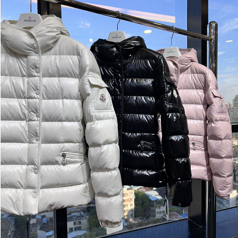 Moncler 몽클레어 바란테 Barante 여성 숏 다운 패딩 자켓 레플리카 1번 이미지 - 의류 | 세미샵 레플리카 사이트