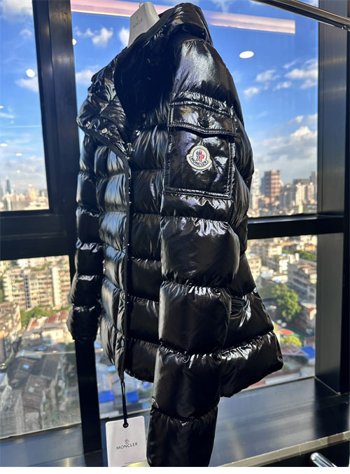 Moncler 몽클레어 바란테 Barante 여성 숏 다운 패딩 자켓 레플리카 8번 이미지 - 의류 | 세미샵 레플리카 사이트