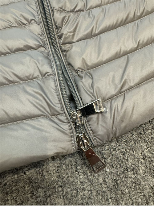 Moncler 몽클레어 바벨 Barbel 여성용 경량 롱패딩 레플리카 15번 이미지 - 의류 | 세미샵 레플리카 사이트