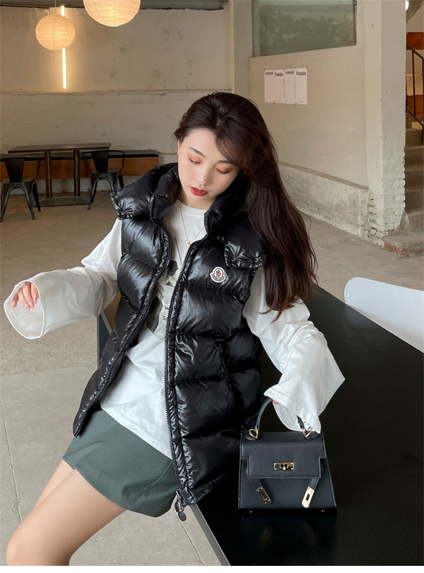 몽클레어 보머스 Bormes 다운 패딩 베스트 - 상세 이미지