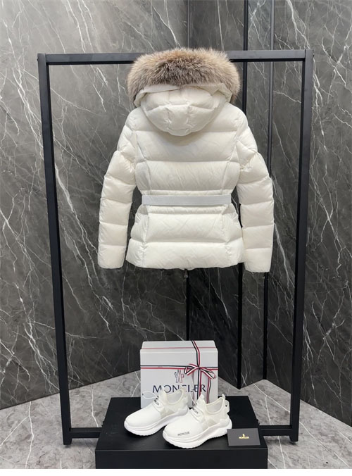 Moncler 몽클레어 보에드 Boed 숏 다운 패딩 레플리카 25번 이미지 - 의류 | 세미샵 레플리카 사이트