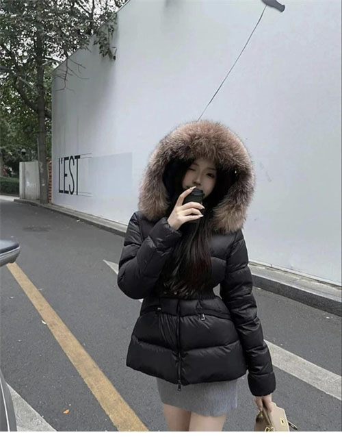 Moncler 몽클레어 보에드 Boed 숏 다운 패딩 레플리카 32번 이미지 - 의류 | 세미샵 레플리카 사이트