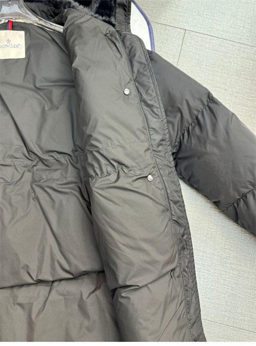 Moncler 몽클레어 브루노 Bruneaux 벨티드 패딩 다운 코트 레플리카 13번 이미지 - 의류 | 세미샵 레플리카 사이트