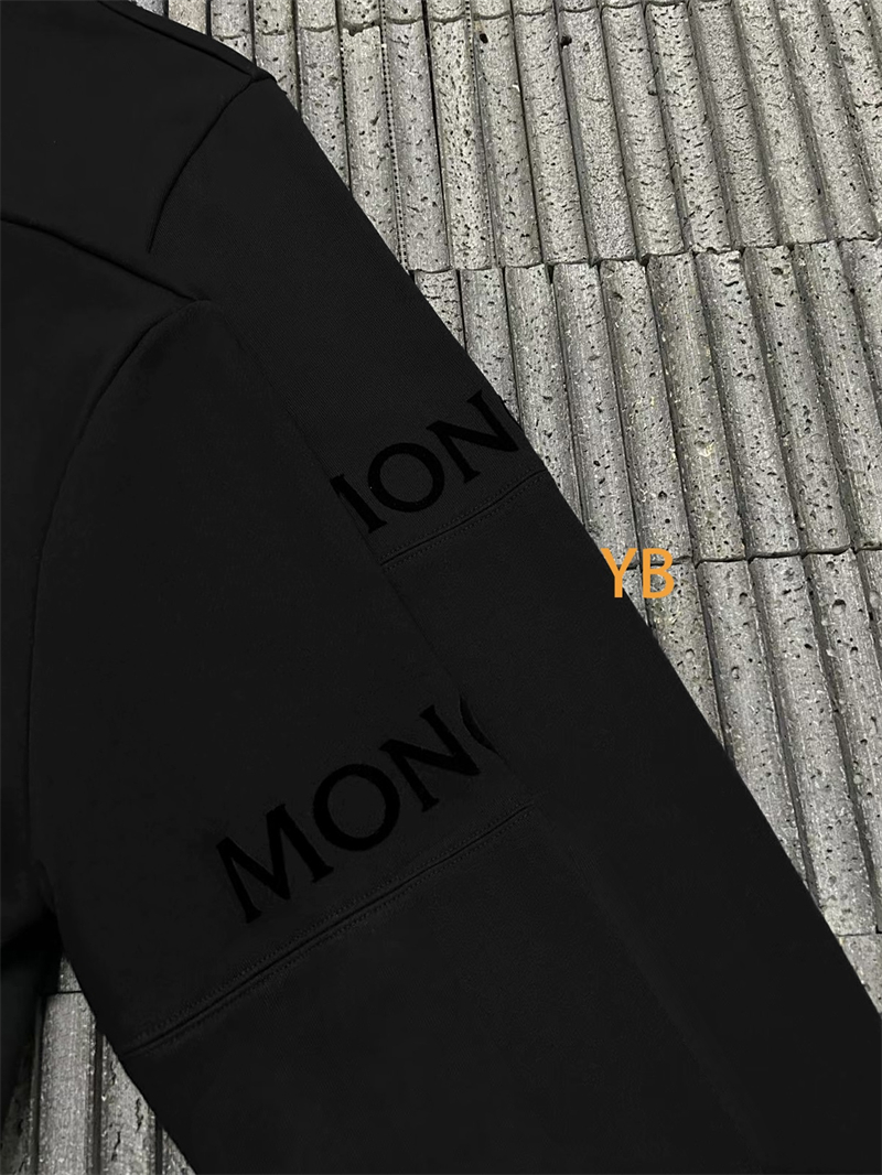 Moncler 몽클레어 블랙 와펜 아플리케 집업 자켓 레플리카 18번 이미지 - 의류 | 세미샵 레플리카 사이트
