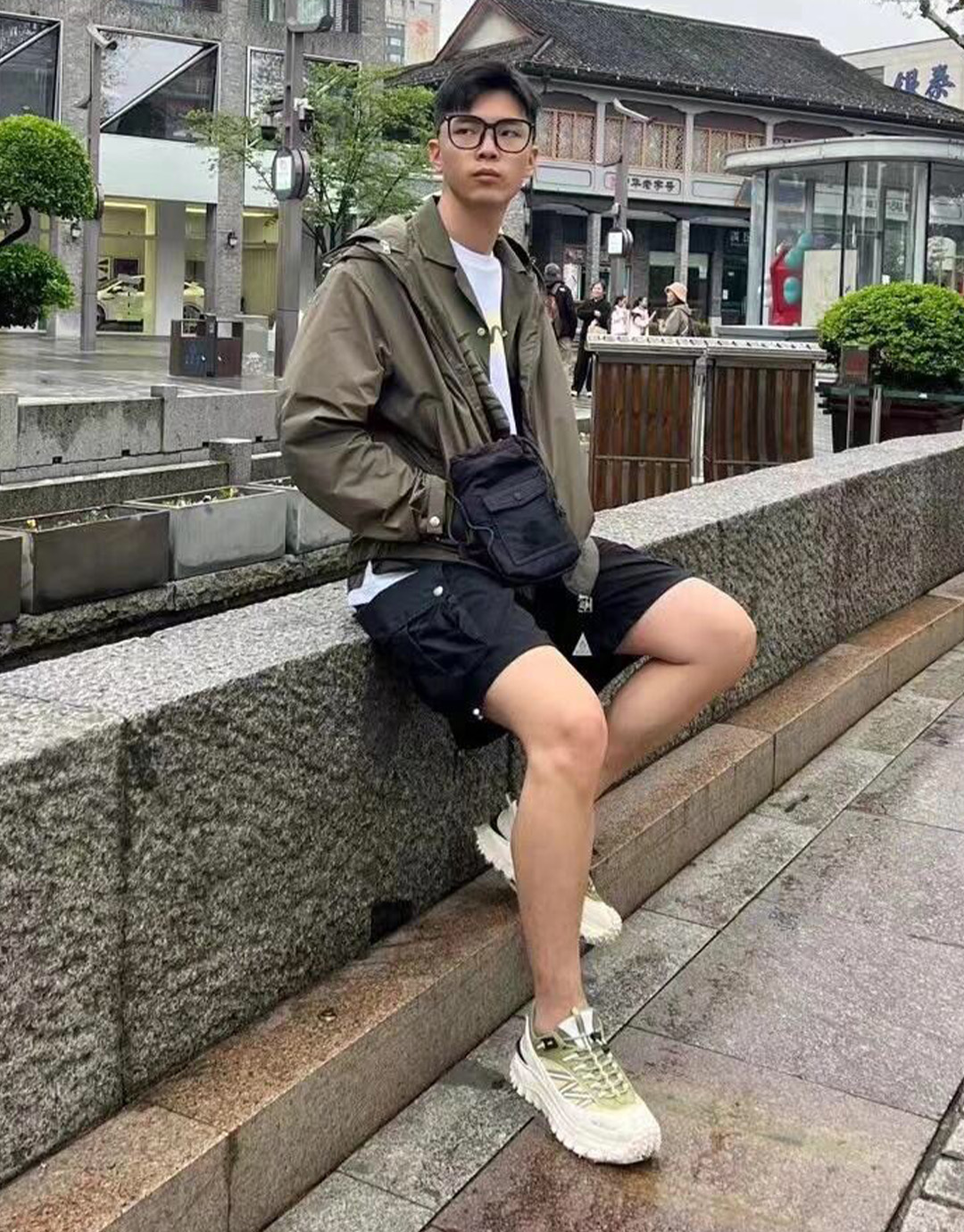 몽클레어 서프웩 블랙 카고 쇼츠 - 상세 이미지
