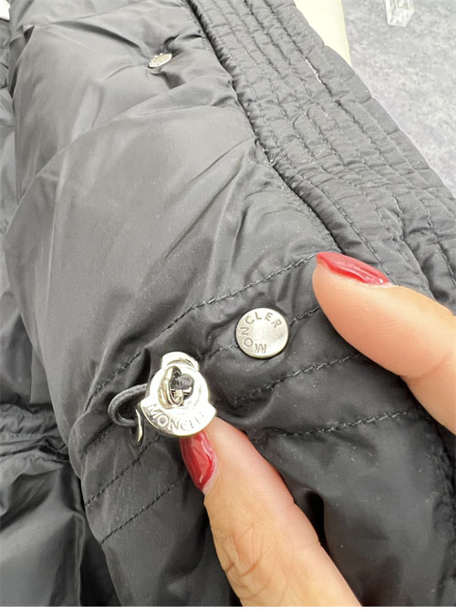 Moncler 몽클레어 아프로티 Aphroti 다운 패딩 자켓 레플리카 16번 이미지 - 의류 | 세미샵 레플리카 사이트