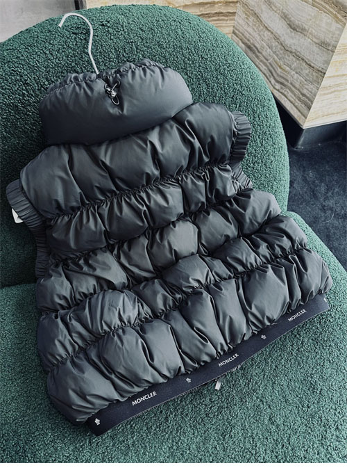 Moncler 몽클레어 아프리아테 Apriate 패딩 베스트 조끼 2컬러 레플리카 8번 이미지 - 의류 | 세미샵 레플리카 사이트