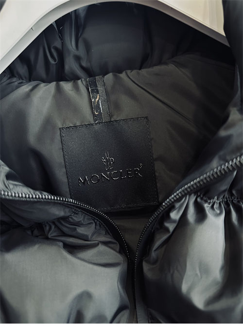 Moncler 몽클레어 아프리아테 Apriate 패딩 베스트 조끼 2컬러 레플리카 10번 이미지 - 의류 | 세미샵 레플리카 사이트