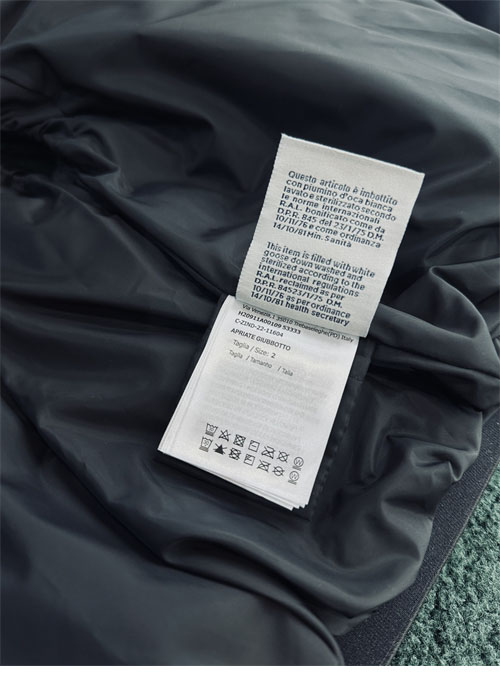 Moncler 몽클레어 아프리아테 Apriate 패딩 베스트 조끼 2컬러 레플리카 11번 이미지 - 의류 | 세미샵 레플리카 사이트