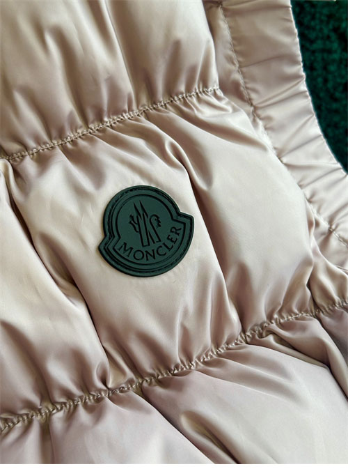 Moncler 몽클레어 아프리아테 Apriate 패딩 베스트 조끼 2컬러 레플리카 16번 이미지 - 의류 | 세미샵 레플리카 사이트