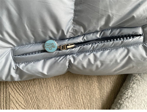 Moncler 몽클레어 에스코 Escaut 숏 다운 자켓 레플리카 26번 이미지 - 의류 | 세미샵 레플리카 사이트