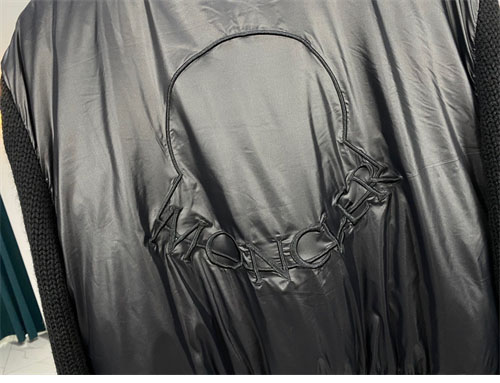 Moncler 몽클레어 여성용 니트 숏 패딩 레플리카 17번 이미지 - 의류 | 세미샵 레플리카 사이트