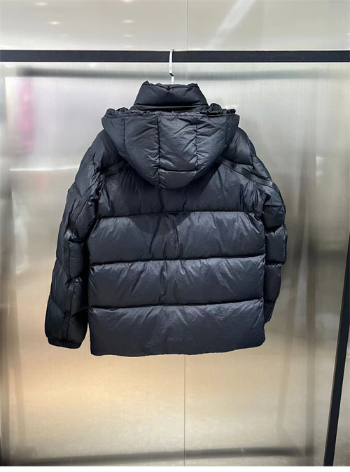 Moncler 몽클레어 지니어스 알릭스 포레스트 FOREST 숏 다운 패딩 레플리카 6번 이미지 - 의류 | 세미샵 레플리카 사이트