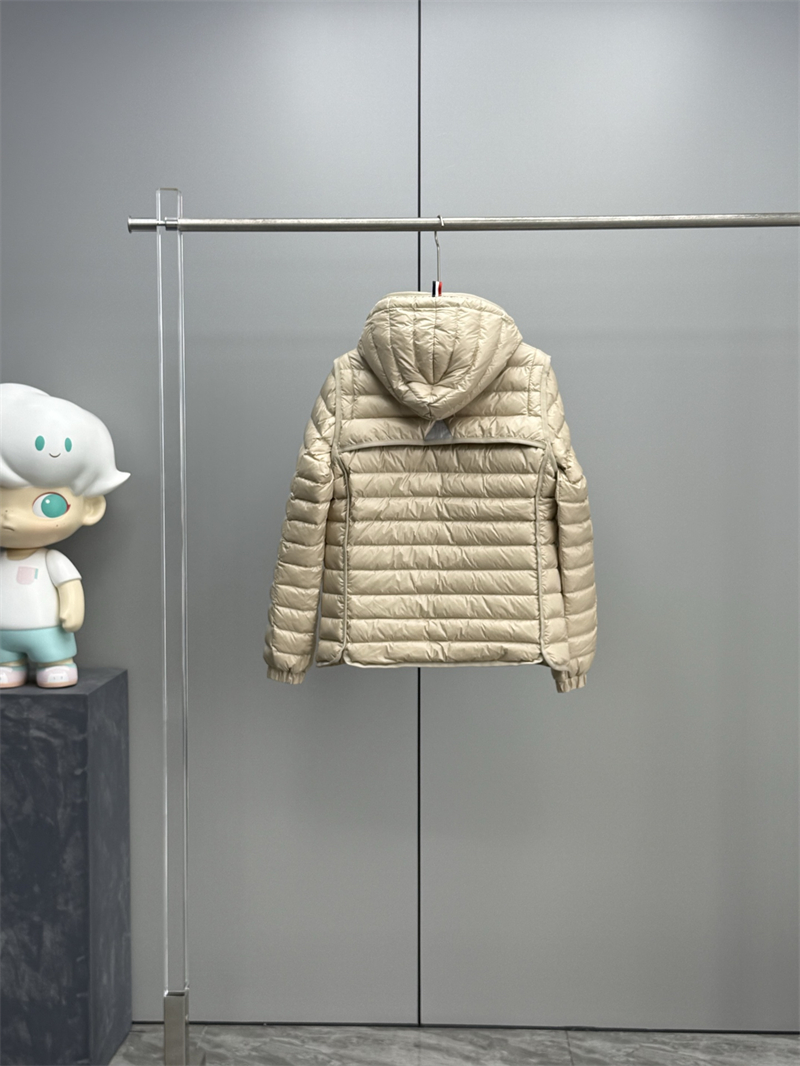 Moncler 몽클레어 카루라 Karura 숏 다운 패딩 자켓 레플리카 9번 이미지 - 의류 | 세미샵 레플리카 사이트