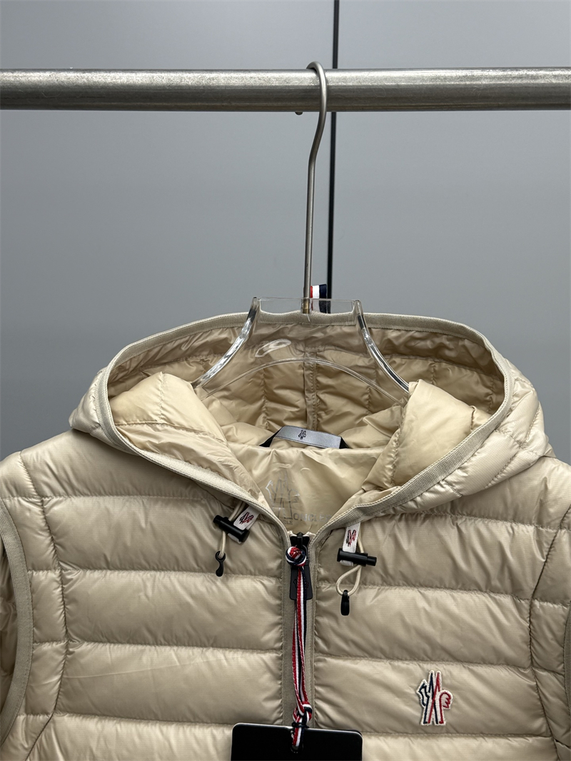 Moncler 몽클레어 카루라 Karura 숏 다운 패딩 자켓 레플리카 10번 이미지 - 의류 | 세미샵 레플리카 사이트