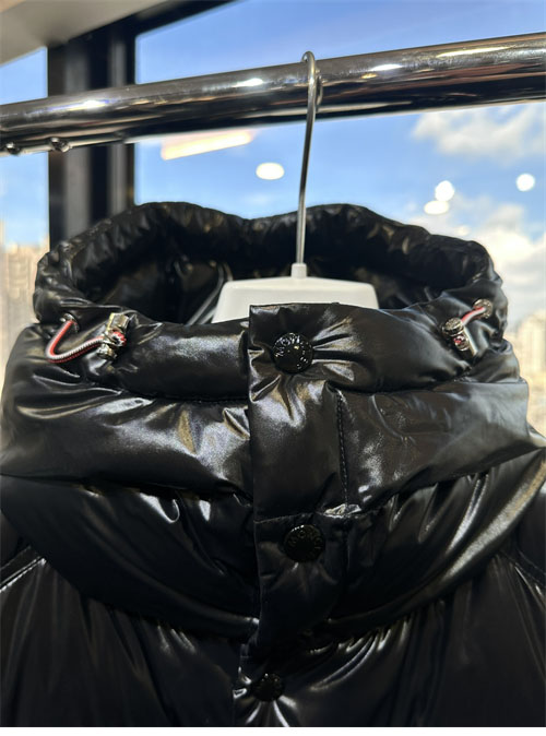 Moncler 몽클레어 키아블라세 Chiablese 후드 숏 다운 패딩 자켓 레플리카 9번 이미지 - 의류 | 세미샵 레플리카 사이트