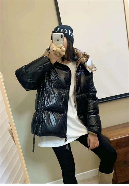 Moncler 몽클레어 파라나 숏 패딩 레플리카 17번 이미지 - 의류 | 세미샵 레플리카 사이트