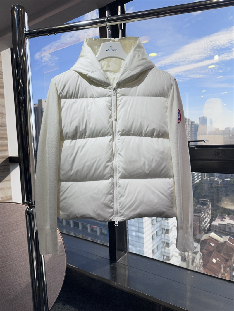 캐나다구스 캐나다구스 하이브리드 퀼티드 니트 후드 자켓 화이트 레플리카 17번 이미지 - 의류 | 세미샵 레플리카 사이트