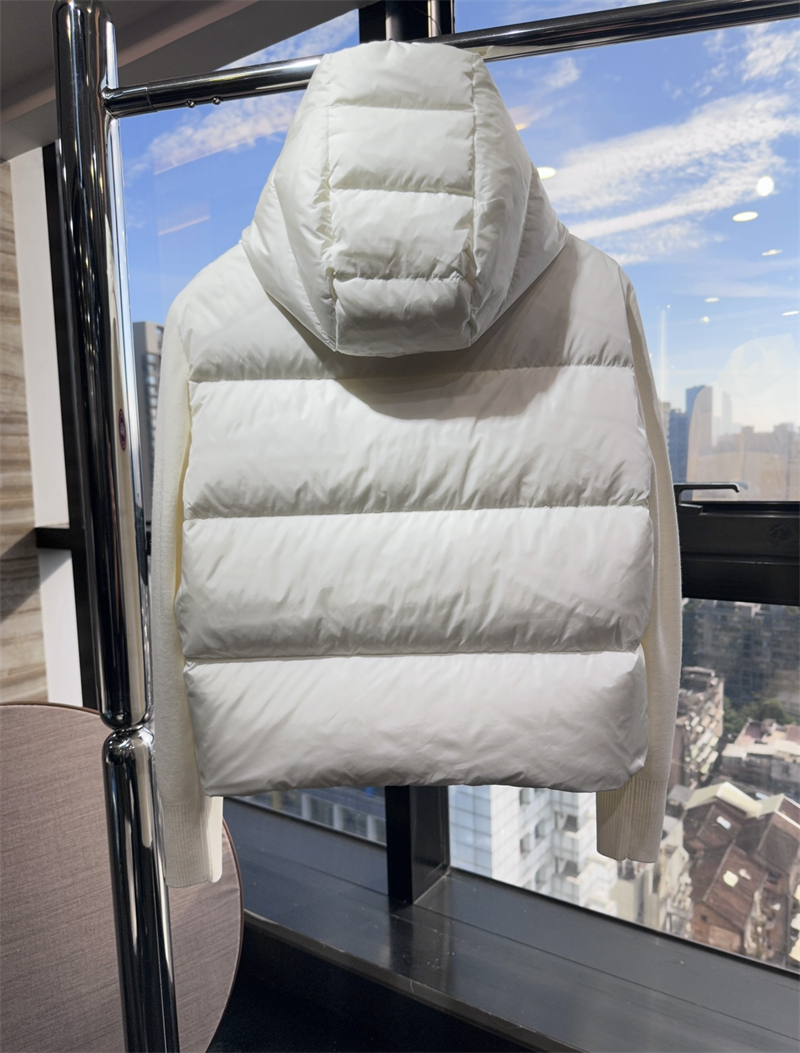 캐나다구스 캐나다구스 하이브리드 퀼티드 니트 후드 자켓 화이트 레플리카 18번 이미지 - 의류 | 세미샵 레플리카 사이트