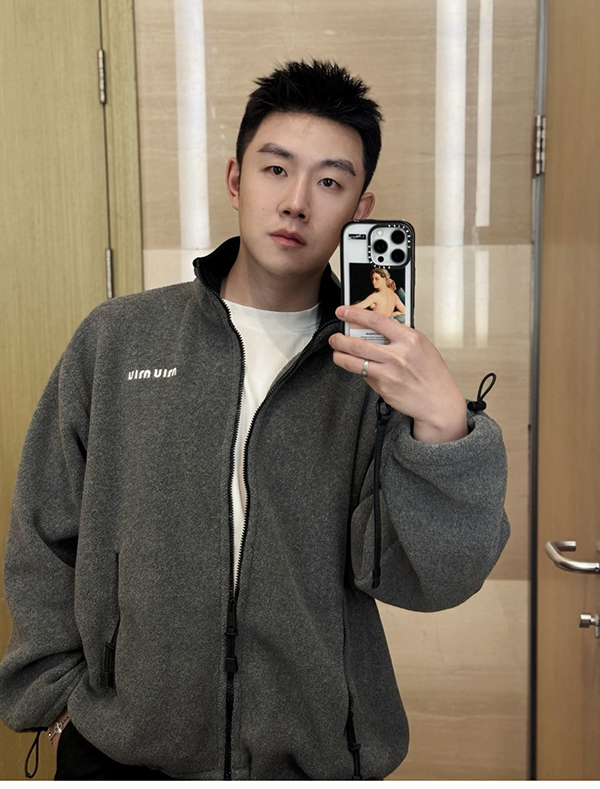 Miu Miu 미우미우 24FW 플리스 집업 자켓 그레이 레플리카 5번 이미지 - 의류 | 세미샵 레플리카 사이트