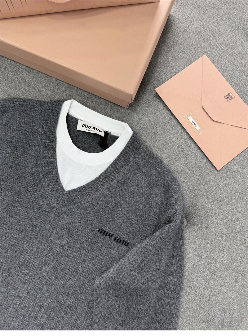 미우미우 미우미우 레이어드 캐시미어 스웨터（TJ공장） 레플리카 9번 이미지 - 의류 | 세미샵 레플리카 사이트