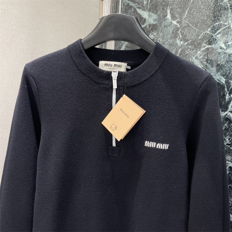 미우미우 미우미우 울 하프 집업 스웨터 니트 레플리카 2번 이미지 - 의류 | 세미샵 레플리카 사이트