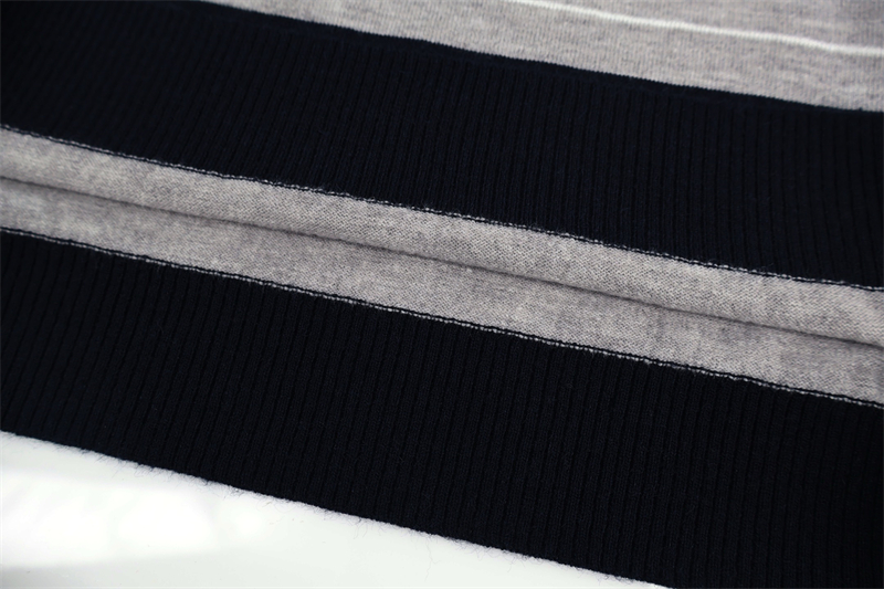 미우미우 미우미우 하프 집업 스트라이프 폴로 셔츠 （세븐） 레플리카 9번 이미지 - 의류 | 세미샵 레플리카 사이트