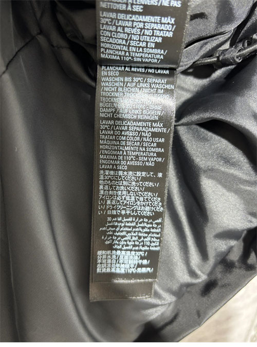 발렌시아가 24SS 웨이브로고 푸퍼 패딩 베스트 - 상세 이미지