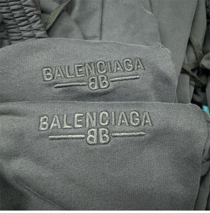 Balenciaga 발렌시아가 25SS 로고 자수 조거 팬츠 레플리카 14번 이미지 - 의류 | 세미샵 레플리카 사이트