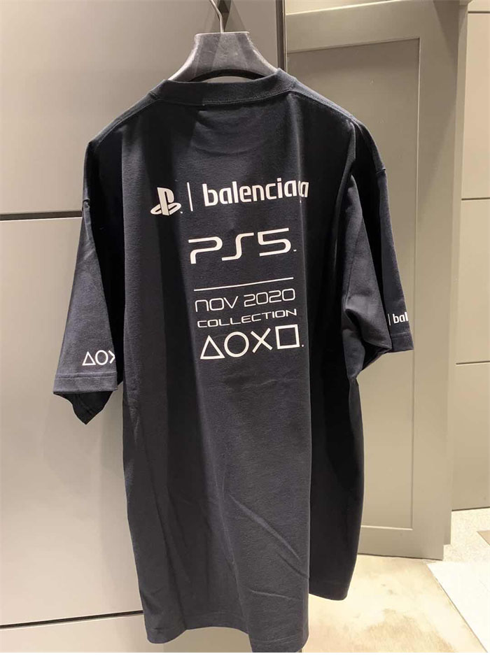 발렌시아가 x 소니 PS5 반팔 티셔츠 - 상세 이미지