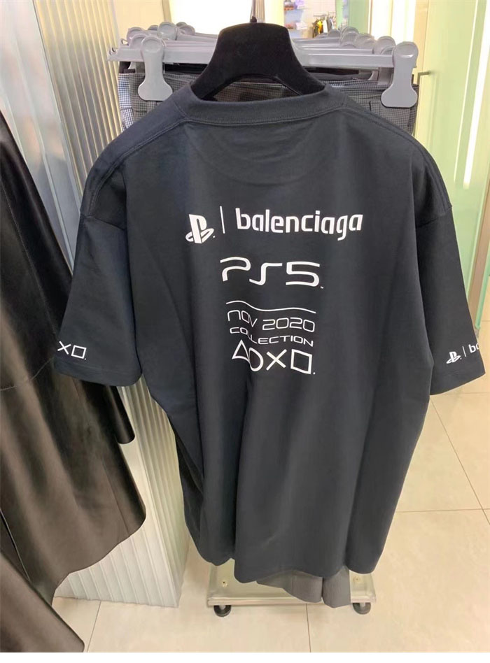 발렌시아가 x 소니 PS5 반팔 티셔츠 - 상세 이미지