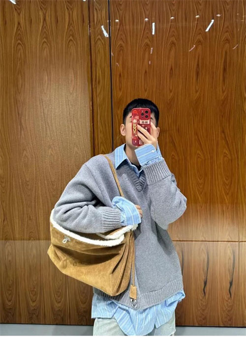 발렌시아가 레이어드 셔츠 V 넥 스웨터 2컬러（레어） - 상세 이미지