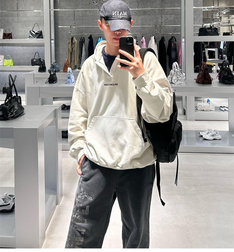 발렌시아가 발렌시아가 로고 코튼 후드 스웨트셔츠 레플리카 9번 이미지 - 의류 | 세미샵 레플리카 사이트