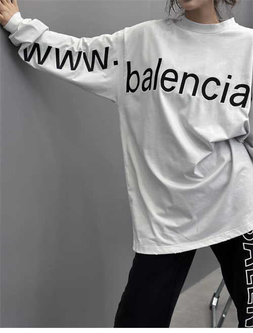 발렌시아가 롱슬리브 도트 BAL.COM 긴팔 티셔츠 - 상세 이미지