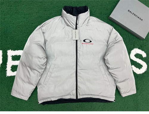 Balenciaga 발렌시아가 리버시블 Cocoon 패딩 2컬러 레플리카 6번 이미지 - 의류 | 세미샵 레플리카 사이트