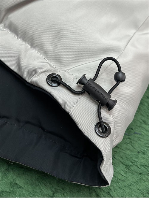 Balenciaga 발렌시아가 리버시블 Cocoon 패딩 2컬러 레플리카 11번 이미지 - 의류 | 세미샵 레플리카 사이트